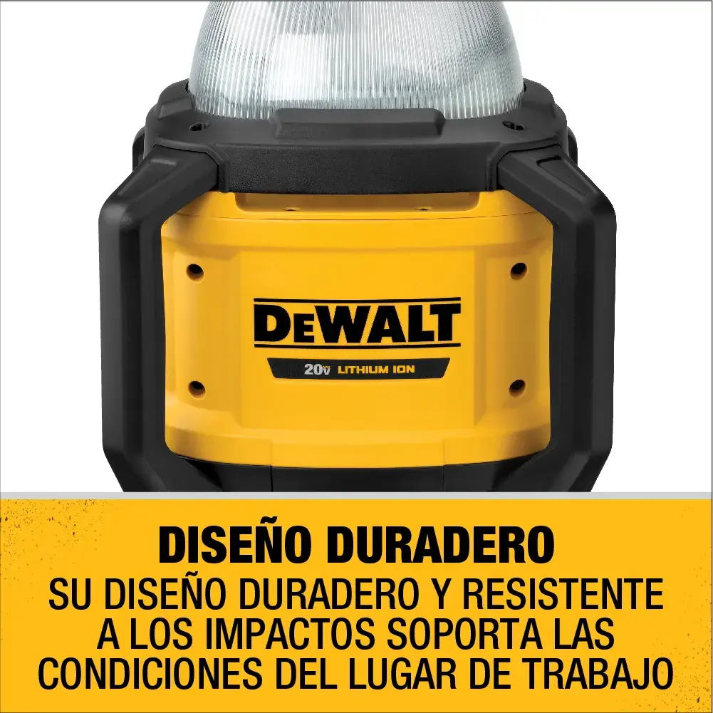 Vista frontal de una lámpara de trabajo DEWALT 20V Lithium Ion. La imagen destaca su diseño duradero, resistencia a los impactos y aptitud para condiciones difíciles en el lugar de trabajo.