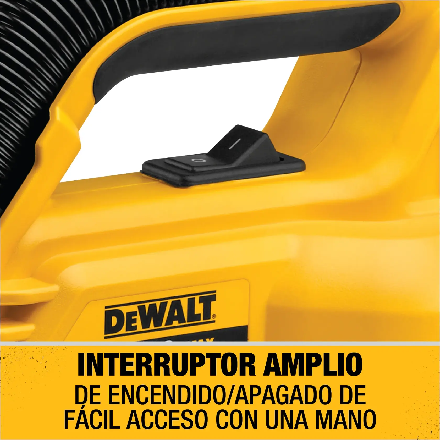 Vista de primer plano de la empuñadura amarilla de una herramienta DEWALT, que muestra un interruptor de encendido/apagado amplio de fácil acceso con una mano. La imagen contiene texto en español que describe la funcionalidad del interruptor.