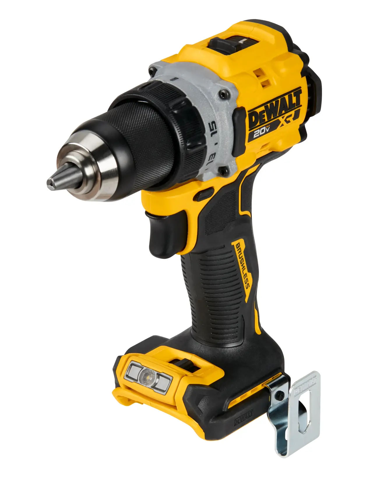 Un taladro inalámbrico DEWALT 20V con motor sin escobillas, mostrado en amarillo y negro con un clip metálico en la base.